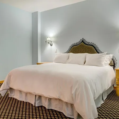 Boyne Mountain Hotel